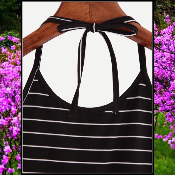NEW Crop Halter Top Black White Striped OS - Picture 2 of 4